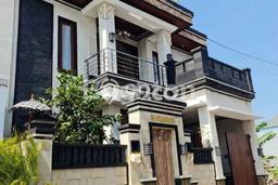 Rumah Nyaman 4 KT LT 113m² di Denpasar Selatan, Denpasar Rumah Nyaman 4 KT LT 113m² di Denpasar Selatan, Denpasar