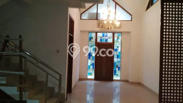 Rumah di Joglo, Lingkungan Strategis, 2 KM Rumah di Joglo, Lingkungan Strategis, 2 KM