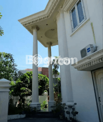 Hunian Elit LB 299m2 Siap Huni Desain Elegan di Pakuwon Indah, Surabaya Hunian Elit LB 299m2 Siap Huni Desain Elegan di Pakuwon Indah, Surabaya