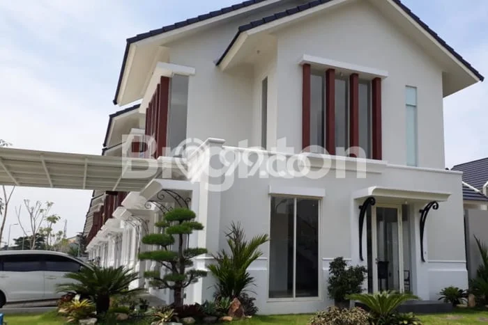Best Deal Hunian Mewah Ideal dan Luas di Wiyung, Surabaya Best Deal Hunian Mewah Ideal dan Luas di Wiyung, Surabaya