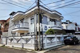 Ready to Use! Luxury House LT 261m2 Desain Elegan di Kalideres Ready to Use! Luxury House LT 261m2 Desain Elegan di Kalideres