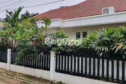 Rumah Elit Modern Tanpa Renovasi di Cipete Jakarta Selatan Rumah Elit Modern Tanpa Renovasi di Cipete Jakarta Selatan