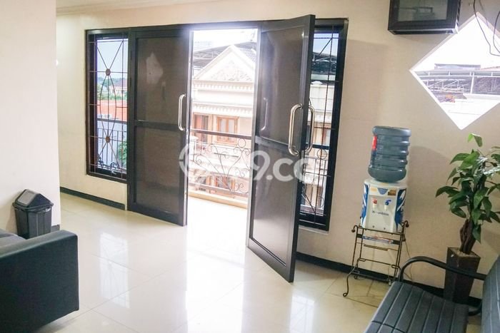 Siap Huni Rumah Mewah 89 Kamar di Gayungan Dekat ke Mana Pun Siap Huni Rumah Mewah 89 Kamar di Gayungan Dekat ke Mana Pun