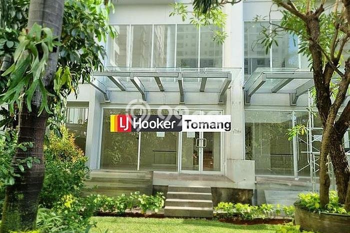 Disewakan! Rumah 3 Kamar Tidur &
3 Kamar Mandi di Grogol, Jakarta Barat Disewakan! Rumah 3 Kamar Tidur &
3 Kamar Mandi di Grogol, Jakarta Barat