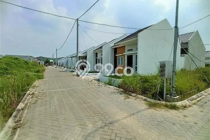 Rumah Luas Asri 2 KT Siap Pakai di Cikarang Bekasi Rumah Luas Asri 2 KT Siap Pakai di Cikarang Bekasi