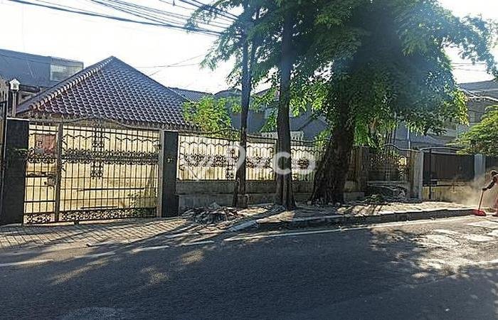 For Sale! Luxury House LT 420m2 Desain Elegan di Rawamangun For Sale! Luxury House LT 420m2 Desain Elegan di Rawamangun