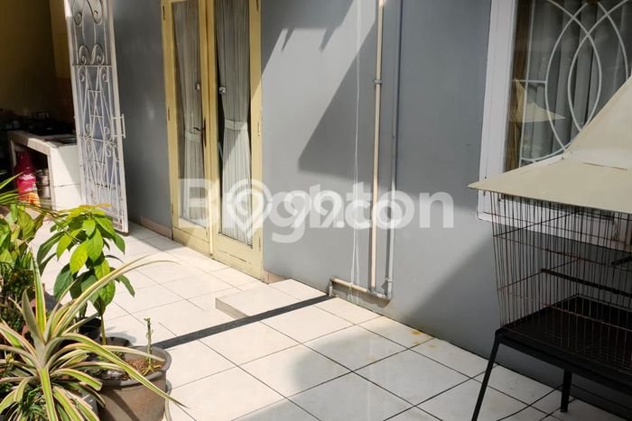 Jual Rumah Bagus Siap Huni LB 148m2 di Sawangan, Depok Jual Rumah Bagus Siap Huni LB 148m2 di Sawangan, Depok