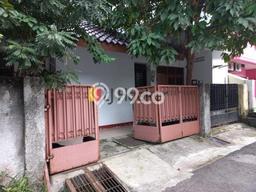 Rumah Strategis di Tomang, Dekat Kawasan Bisnis, Jakarta Barat - 7 Kamar Tidur Rumah Strategis di Tomang, Dekat Kawasan Bisnis, Jakarta Barat - 7 Kamar Tidur