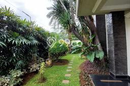 Ready to Use! Premium House LT 550m2 Desain Elegan di Pondok Indah Ready to Use! Premium House LT 550m2 Desain Elegan di Pondok Indah