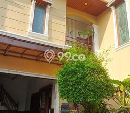 Siap Huni Rumah Mewah 4 Kamar di Ciputat Timur Dekat ke Mana Saja Siap Huni Rumah Mewah 4 Kamar di Ciputat Timur Dekat ke Mana Saja