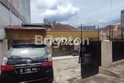 Rumah Bagus di Pasteur, Bandung, Luas 193m² LB 153m² DIJUAL CEPAT! Rumah Bagus di Pasteur, Bandung, Luas 193m² LB 153m² DIJUAL CEPAT!