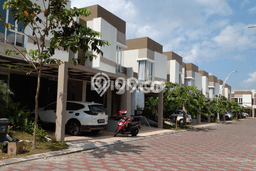 di rumah exclusive 3 lantai kawasan DENGAN KOLAM RENANG elit jalan Kaliurang km 7 kayen sleman yogyakarta di rumah exclusive 3 lantai kawasan DENGAN KOLAM RENANG elit jalan Kaliurang km 7 kayen sleman yogyakarta