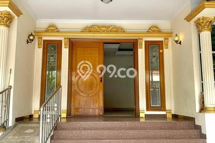 Dijual Rumah Luas Megah Dengan View Eksklusif di Cawang, Jakarta Timur Dijual Rumah Luas Megah Dengan View Eksklusif di Cawang, Jakarta Timur