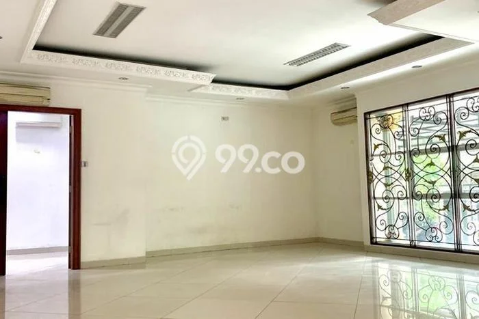 Dijual Rumah Luas Megah Dengan View Eksklusif di Cawang, Jakarta Timur Dijual Rumah Luas Megah Dengan View Eksklusif di Cawang, Jakarta Timur