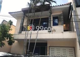 Rumah di Tomang, Lingkungan Asri, 4 KM Rumah di Tomang, Lingkungan Asri, 4 KM