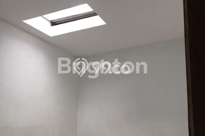Dijual Hunian Rumah Terawat 2 KT di Gadang, Malang Dijual Hunian Rumah Terawat 2 KT di Gadang, Malang