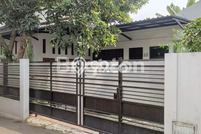 Rumah Modern 3 KT di Tanah Baru Depok Rumah Modern 3 KT di Tanah Baru Depok