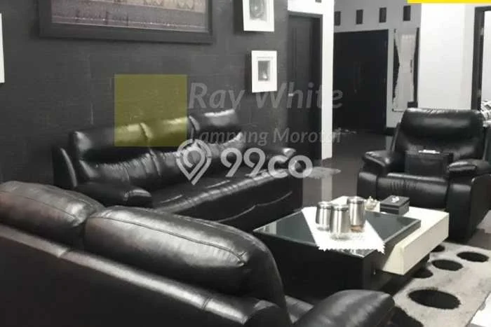 Hunian Mewah Siap Huni LT 285m2 di Tanjung Karang Pusat, Bandar Lampung Hunian Mewah Siap Huni LT 285m2 di Tanjung Karang Pusat, Bandar Lampung
