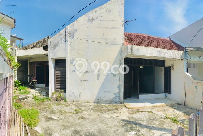 Dijual Rumah Strategis Bagus Punya 3 KT di Ciputat Tangerang Selatan SHM Dijual Rumah Strategis Bagus Punya 3 KT di Ciputat Tangerang Selatan SHM