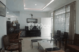 Rumah Mewah LB 250m2 Siap Pakai Desain Elegan di Cipinang, Jakarta Timur Rumah Mewah LB 250m2 Siap Pakai Desain Elegan di Cipinang, Jakarta Timur