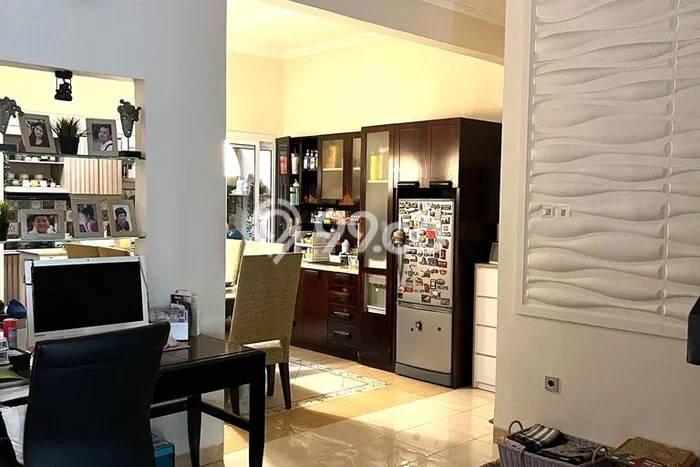 Hot Offer Hunian Mewah Ideal dan Luas di Ciputat, Tangerang Selatan Hot Offer Hunian Mewah Ideal dan Luas di Ciputat, Tangerang Selatan