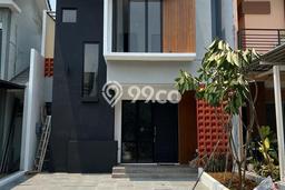 Dijual Hunian Rumah Terawat 4 KT di BSD City, Tangerang Dijual Hunian Rumah Terawat 4 KT di BSD City, Tangerang