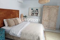 Rumah di Canggu, 2 KT, Design Minimalis, Luas 200m² LB 150m² Rumah di Canggu, 2 KT, Design Minimalis, Luas 200m² LB 150m²