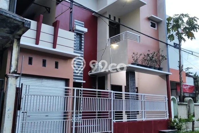 Rumah Modern Cantik 3 KT Bisa Langsung Pindah di Sumbersari Rumah Modern Cantik 3 KT Bisa Langsung Pindah di Sumbersari