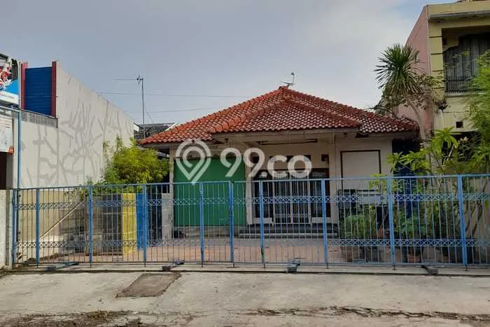 Disewakan! Rumah 4 Kamar Tidur &
1 Kamar Mandi di Cirebon Kota, Cirebon Disewakan! Rumah 4 Kamar Tidur &
1 Kamar Mandi di Cirebon Kota, Cirebon