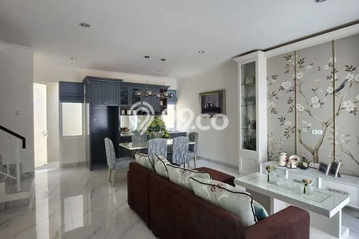 Rumah Strategis Modern Lb 119m2 di Semarang Barat, Semarang Rumah Strategis Modern Lb 119m2 di Semarang Barat, Semarang