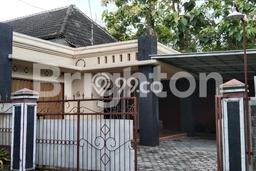DREAM HOME! Rumah di Depok, 2 KM, Free Banjir, Luas 435m² Bangunan 211m² DREAM HOME! Rumah di Depok, 2 KM, Free Banjir, Luas 435m² Bangunan 211m²