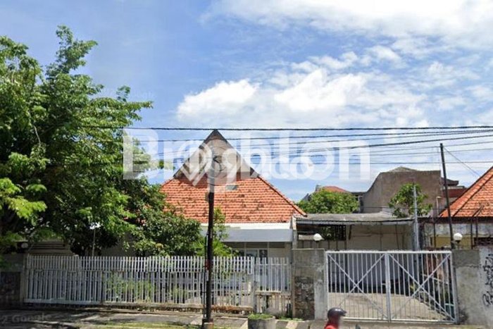 Rumah Berkualitas LT 777m2m² / LB 600m2m² di Tambaksari, Dekat Pusat Kota, Surabaya Rumah Berkualitas LT 777m2m² / LB 600m2m² di Tambaksari, Dekat Pusat Kota, Surabaya