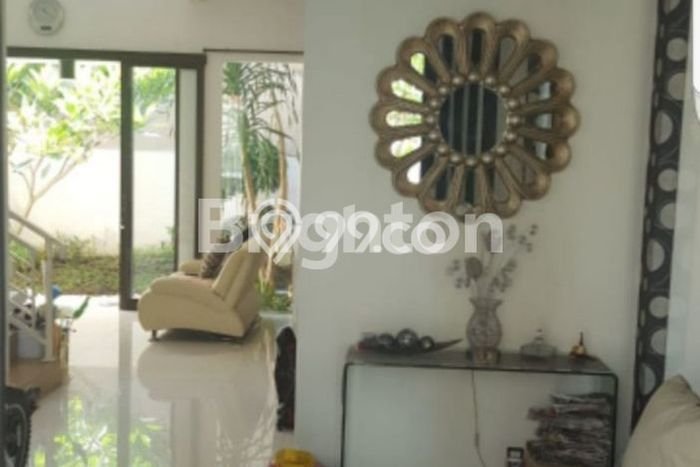 Hunian Eksklusif Siap Huni LT 180m2 di Kenjeran, Surabaya Hunian Eksklusif Siap Huni LT 180m2 di Kenjeran, Surabaya