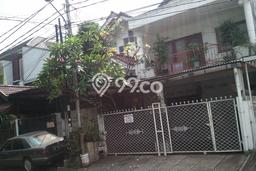 Rumah LT 131m² / LB 250m² Area Strategis di Pondok Indah, Jakarta Selatan Rumah LT 131m² / LB 250m² Area Strategis di Pondok Indah, Jakarta Selatan