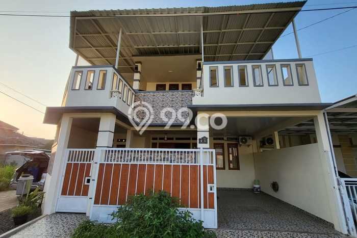 Hunian Cantik Modern Lb 252m2 di Pamulang, Tangerang Selatan Hunian Cantik Modern Lb 252m2 di Pamulang, Tangerang Selatan