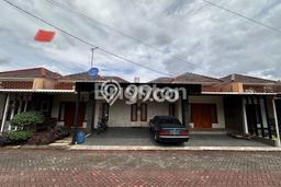 Rumah Strategis Minimalis Lb 100m2 di Gentan, Solo Rumah Strategis Minimalis Lb 100m2 di Gentan, Solo