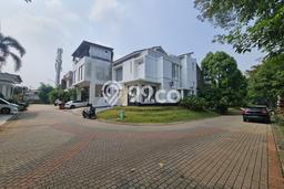 Rumah dengan Lokasi Strategis 3 KT di Bintaro, Tangerang Selatan Rumah dengan Lokasi Strategis 3 KT di Bintaro, Tangerang Selatan