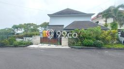 BEST CHOICE! Rumah area Mumbul, Luas 1264m² Bangunan 1100m² BEST CHOICE! Rumah area Mumbul, Luas 1264m² Bangunan 1100m²