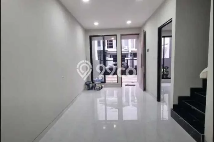Jual Rumah Favorit Siap Huni LB 130m2 di Mulyorejo, Surabaya Jual Rumah Favorit Siap Huni LB 130m2 di Mulyorejo, Surabaya