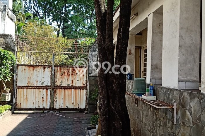 Siap Huni Hunian Elit 4 Kamar di Wonokromo Dekat ke Mana Saja Siap Huni Hunian Elit 4 Kamar di Wonokromo Dekat ke Mana Saja