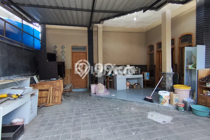 Rumah di Ubung Kaja, Dekat Fasilitas, 2 KM, LT 200m² Bangunan 135m² Rumah di Ubung Kaja, Dekat Fasilitas, 2 KM, LT 200m² Bangunan 135m²