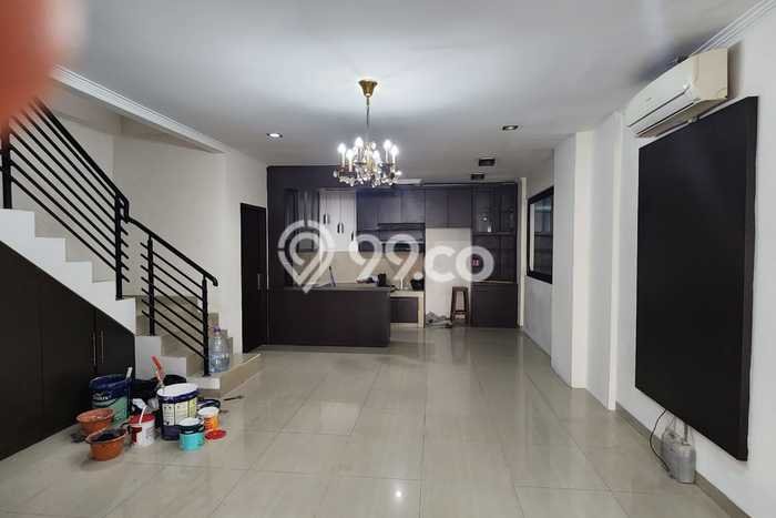 Siap Huni Rumah Mewah 3 Kamar di Kelapa Gading Dekat ke Mana Pun Siap Huni Rumah Mewah 3 Kamar di Kelapa Gading Dekat ke Mana Pun