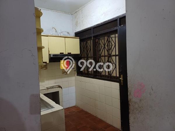 Dijual Rumah Mewah Megah Dengan View Eksklusif di Tomang, Jakarta Barat Dijual Rumah Mewah Megah Dengan View Eksklusif di Tomang, Jakarta Barat