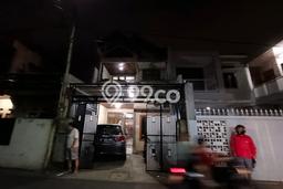 Dijual Cepat Rumah Favorit Siap Huni LB 125m2 di Cimahi Selatan, Cimahi Dijual Cepat Rumah Favorit Siap Huni LB 125m2 di Cimahi Selatan, Cimahi