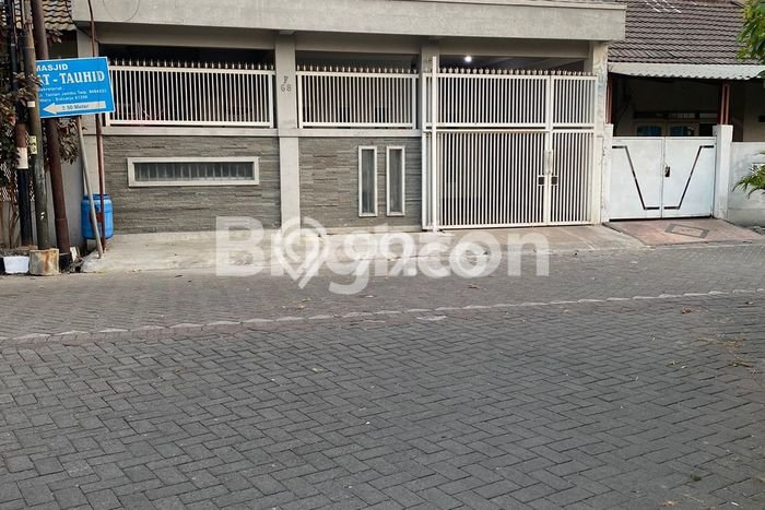 Dijual Cepat Rumah Bagus Siap Huni LB 140m2 di Rungkut, Surabaya Dijual Cepat Rumah Bagus Siap Huni LB 140m2 di Rungkut, Surabaya