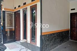 Jarang Ada! Rumah Sewa 5 Kamar Bagus Siap Huni Buah Batu Jarang Ada! Rumah Sewa 5 Kamar Bagus Siap Huni Buah Batu
