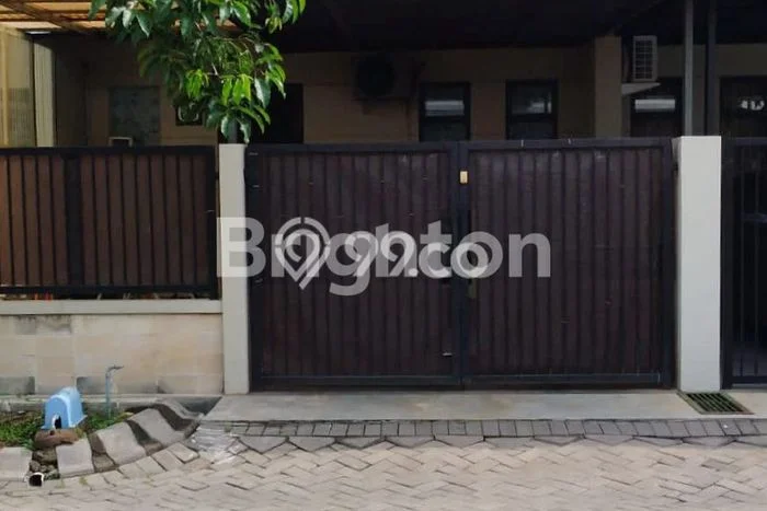 Jual Rumah Eksklusif 3 KT di Pondok Tjandra, Sidoarjo Jual Rumah Eksklusif 3 KT di Pondok Tjandra, Sidoarjo