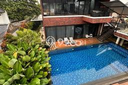 Hunian Eksklusif Siap Huni LT 1490m2 di Serpong, Tangerang Selatan Hunian Eksklusif Siap Huni LT 1490m2 di Serpong, Tangerang Selatan