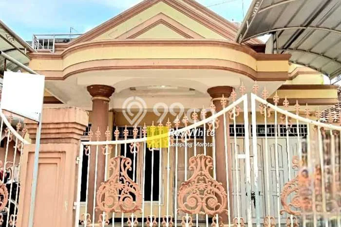 Dijual Hunian Mewah dengan Fasilitas Sekitar Lengkap di Metro Barat, Metro Dijual Hunian Mewah dengan Fasilitas Sekitar Lengkap di Metro Barat, Metro