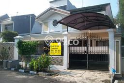Rumah Minimalis 5 Kamar Terawat di Wonocolo, Dekat Tempat Strategis, Surabaya Rumah Minimalis 5 Kamar Terawat di Wonocolo, Dekat Tempat Strategis, Surabaya